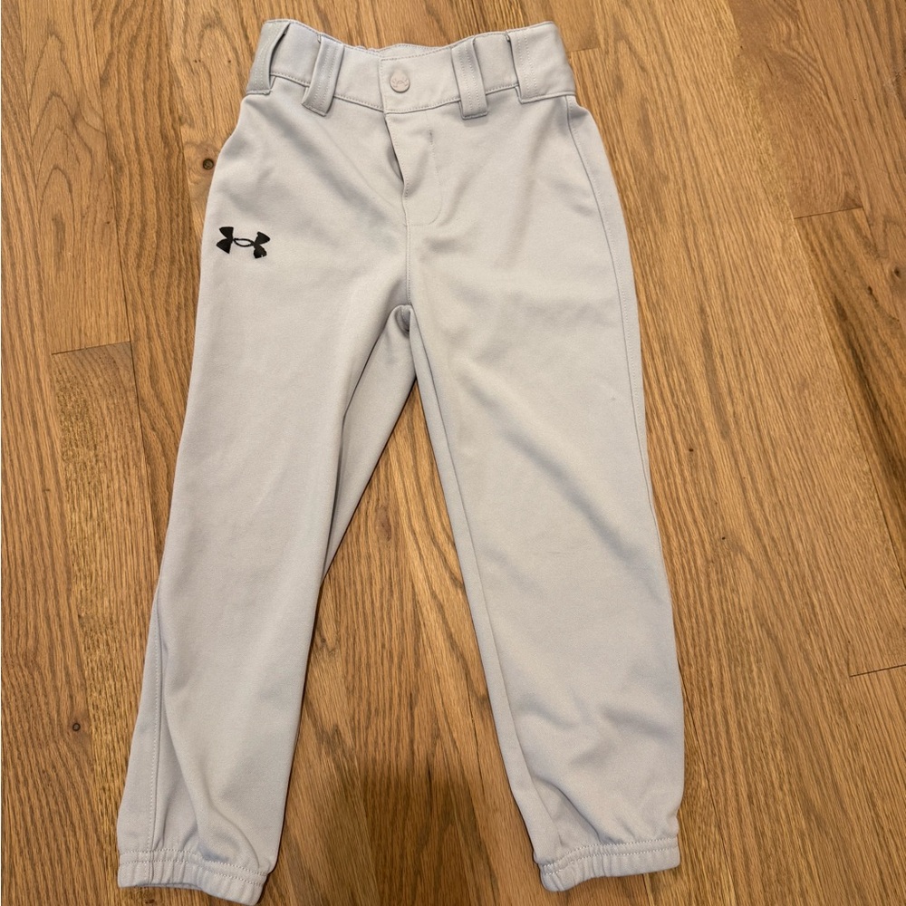 Under Armour Gray Casual Bottoms with Elastic Cuffs